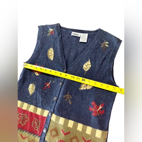 Capacity Knit Sweater Vest Fall Autumn Leaves Cardigan Size Medium Grandma Core - Picture 3 of 6